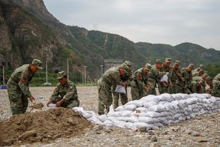 半场-巴萨1-1暂平安特卫普 费兰扳平亚马尔助攻巴萨开场失误丢球